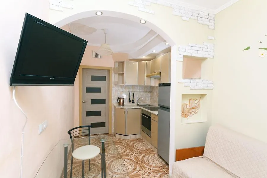 Apartment On Draghomanova 2A Kyiv