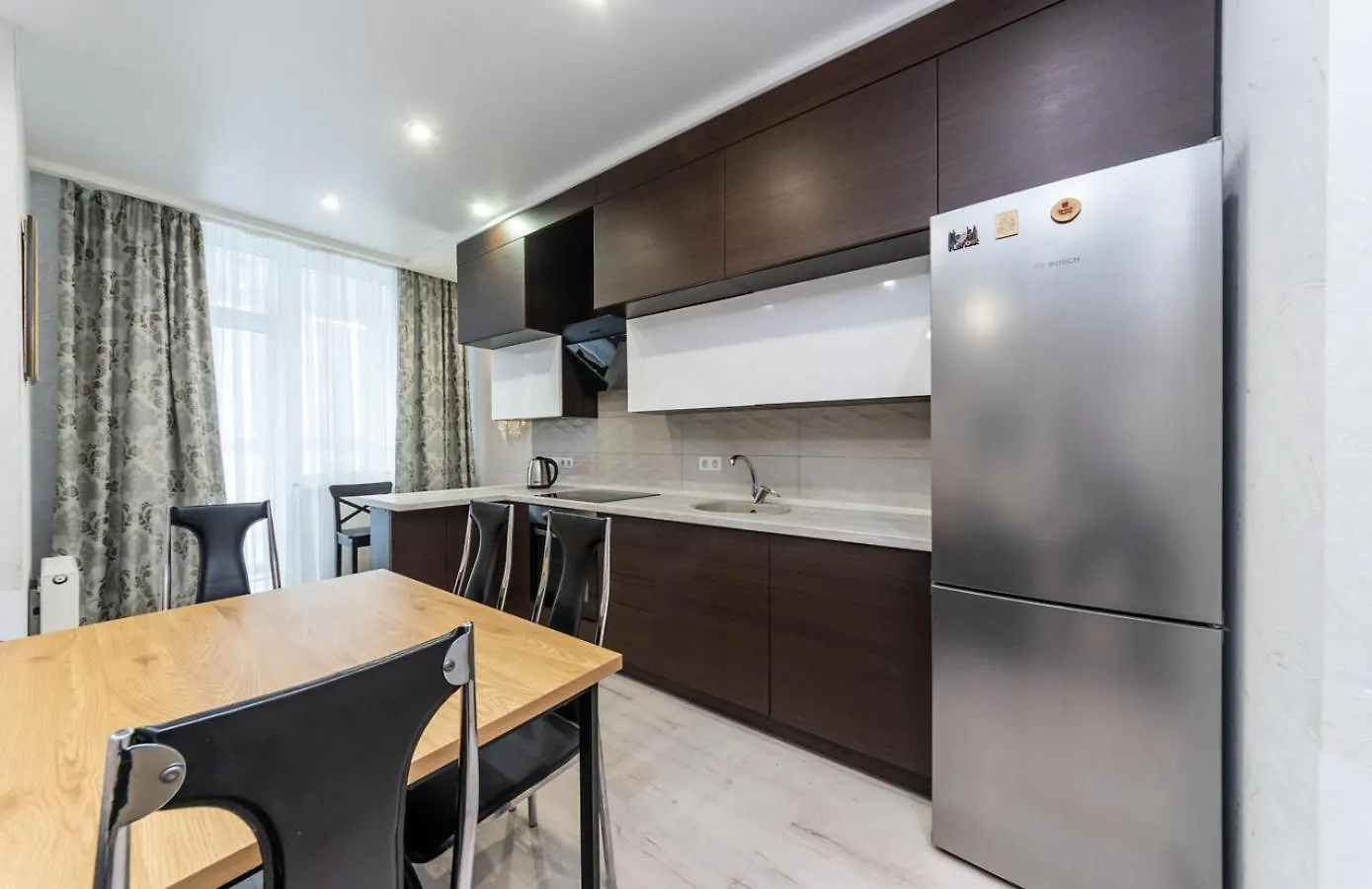 Apartment On Draghomanova 2A Kiev Oekraïne